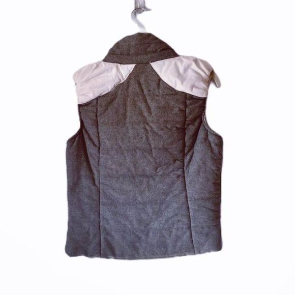 Women’s Color Block Vest - Picture 2 of 2